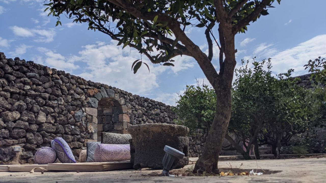 Horizon Pantelleria Bed and Breakfast Campobello Exteriör bild