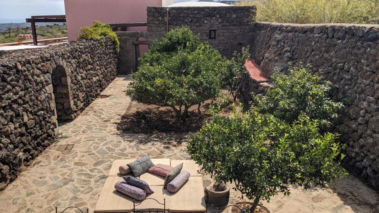 Horizon Pantelleria Bed and Breakfast Campobello Exteriör bild
